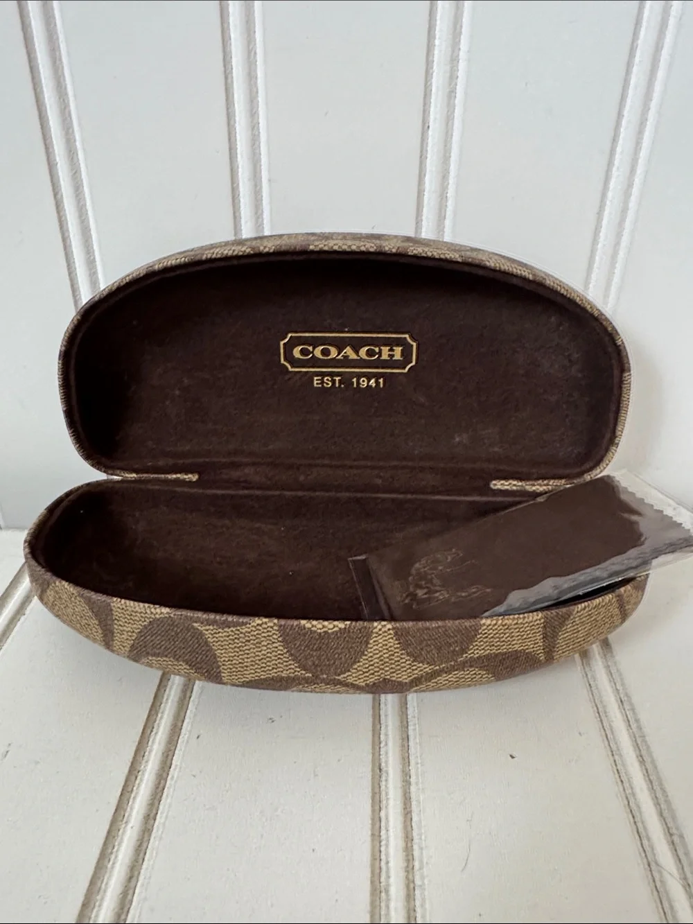 Coach CC Hard Clamshell Eye Glass Case‎ ONLY lens cloth included Brown Tan